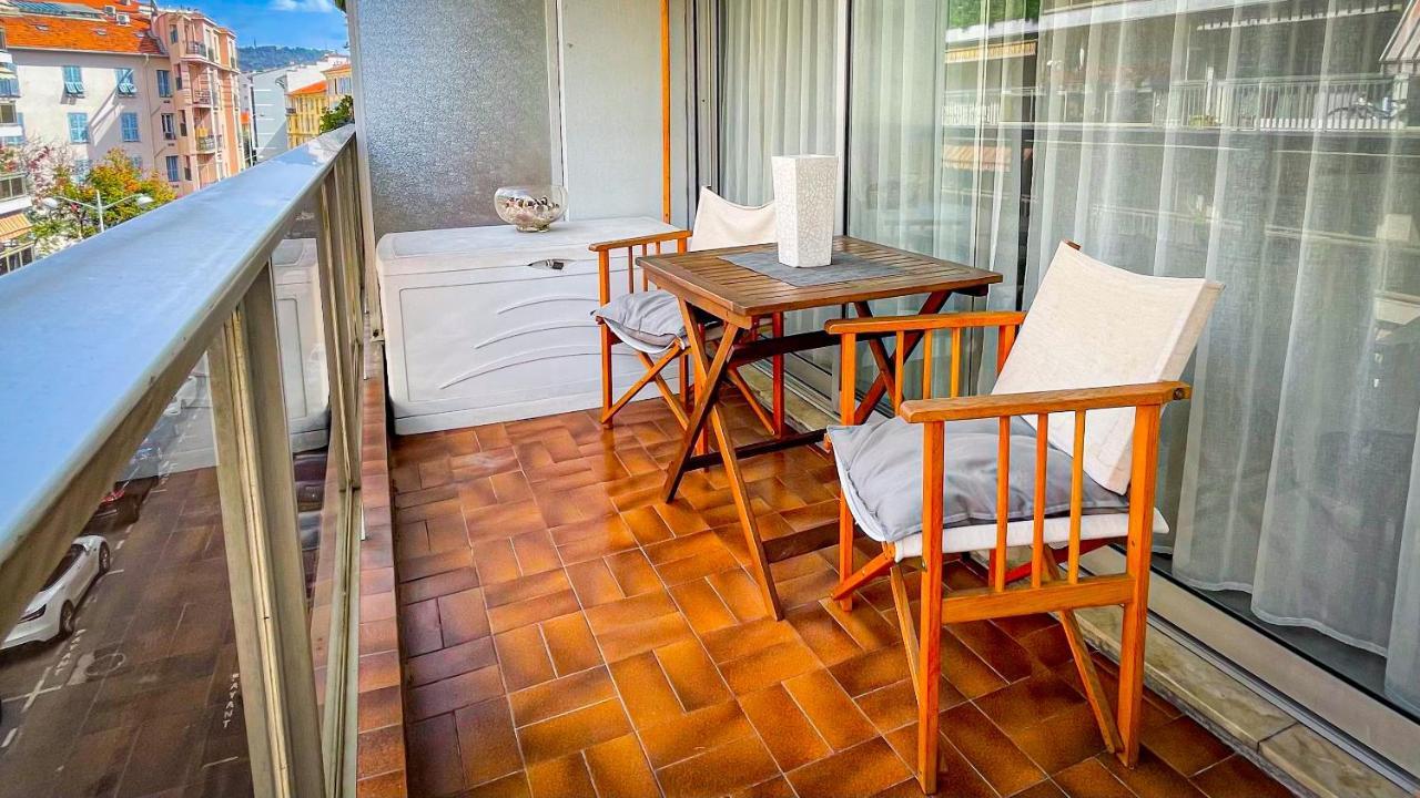 Very Central Apartment With Terrace Niza Exterior foto