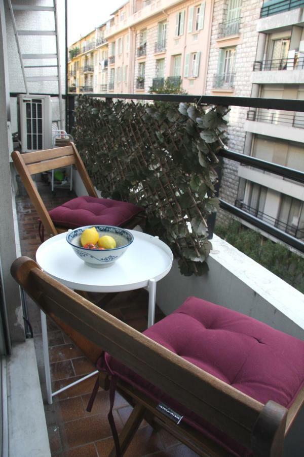 Very Central Apartment With Terrace Niza Exterior foto
